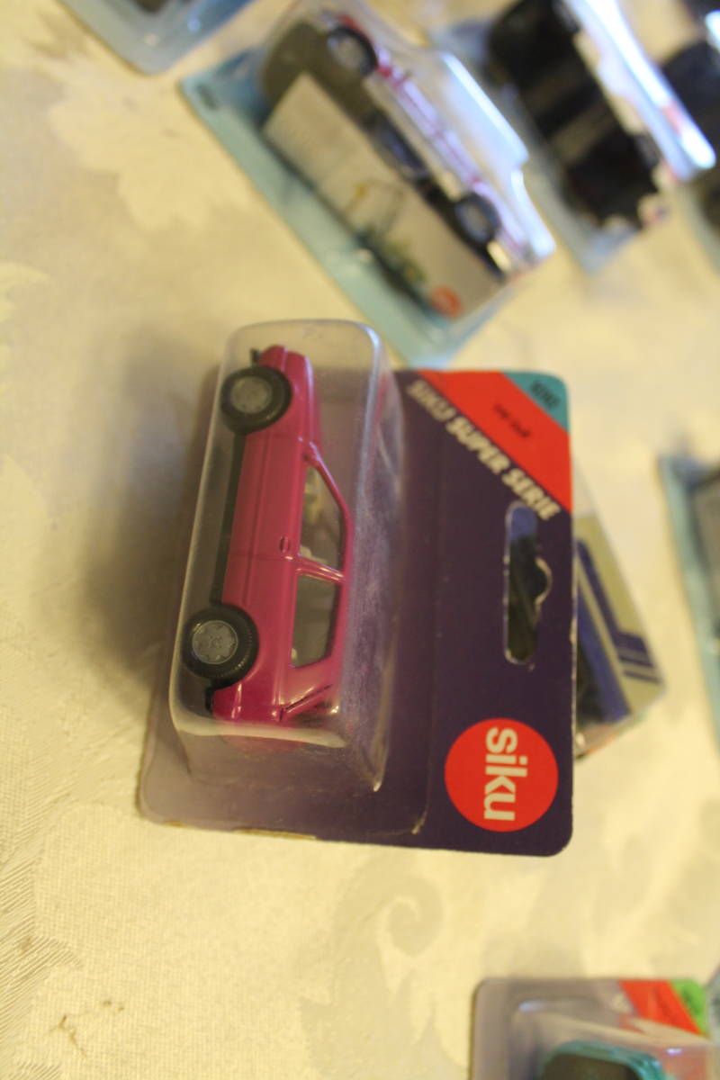 Illustration for article titled Enormous Die-Cast Collection - Box 9 - Siku